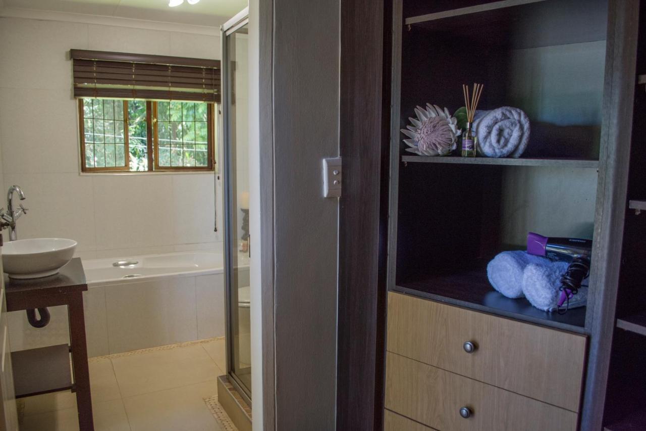 Churchill House Hillcrest Bagian luar foto